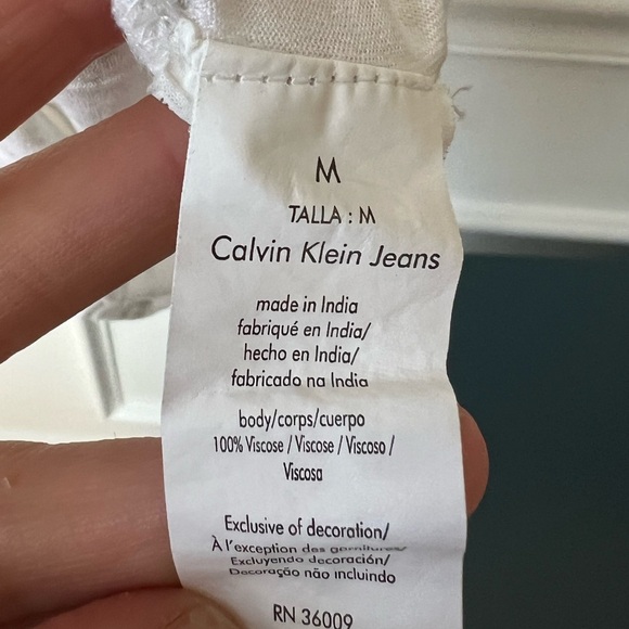 Calvin Klein Jeans Women's White  Graphic Sparkle Short Sleeve Tee Size M Summer - Picture 4 of 5